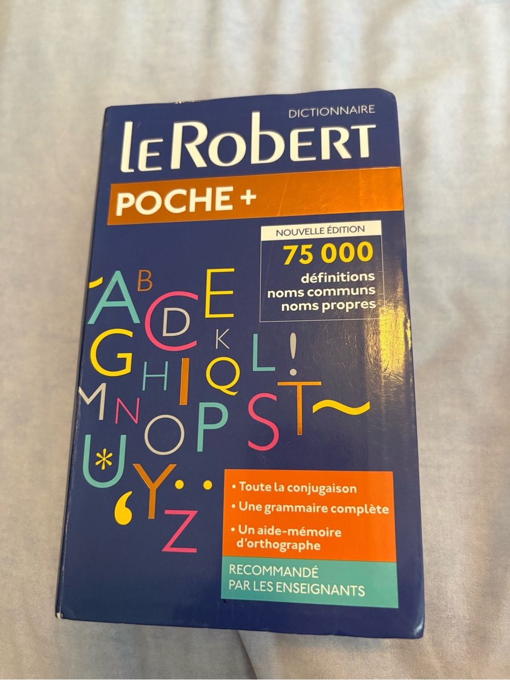 Le Robert Poche+ French Pocket Dictionary - Blue with Multicolor Accents